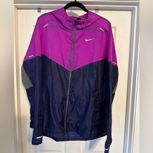 NIKE Men’s windbreaker Size XL